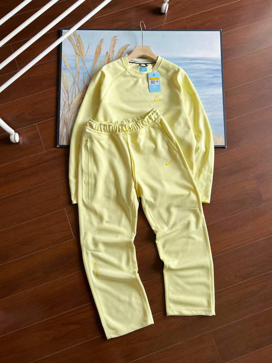 Ensemble Nike