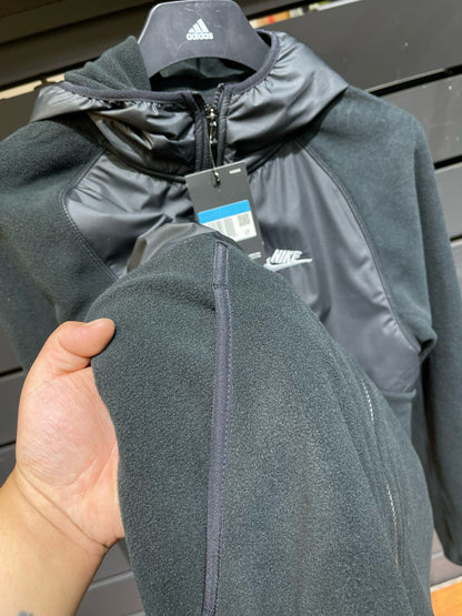 Veste Nike  29,99€
