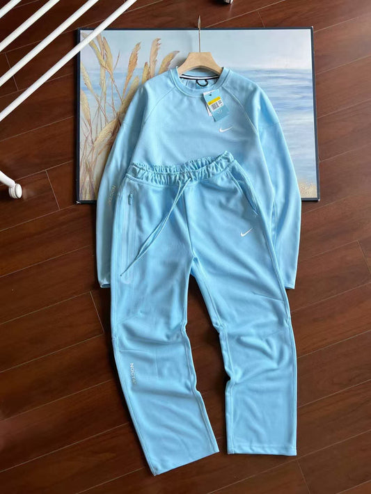 Ensemble Nike